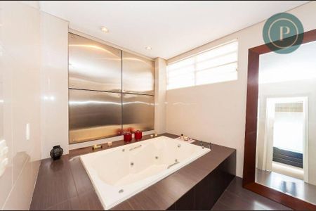 9_photo/94dce13f31.15a3ad828de22904-ATLAS-8617c8ef-0874-4fc7-924e-c74efd8277f4.jpg de casa para alugar com 1 quarto, 191m² em Vista Alegre, Curitiba