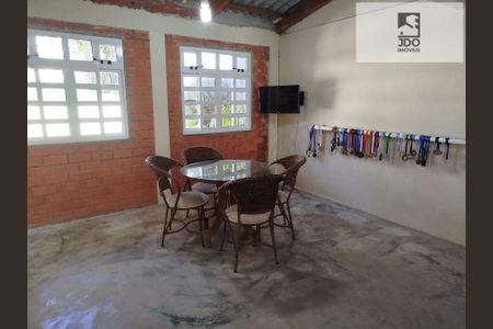 9_photo/94dce13fbb.0524c8510f0f8401-ATLAS-e7cf0322-2149-4272-bce7-020a8e867c6e.jpg de casa à venda com 4 quartos, 280m² em Vista Alegre, Curitiba