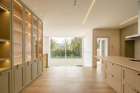 24_photo/94dce14123.43702d55e2e76f22-ATLAS-234e9b77-442e-4401-b50e-3e67147ebca3.jpg de casa à venda com 3 quartos, 235m² em Vista Alegre, Curitiba