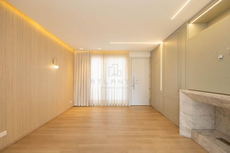 19_photo/94dce14123.43702d55e2e76f22-ATLAS-906cc57b-cc0a-4d60-b421-9817628f1b48.jpg de casa à venda com 3 quartos, 235m² em Vista Alegre, Curitiba