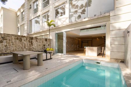 13_photo/94dce14123.43702d55e2e76f22-ATLAS-d16ba815-efbb-4afe-9721-b1927e7d548f.jpg de casa à venda com 3 quartos, 235m² em Vista Alegre, Curitiba