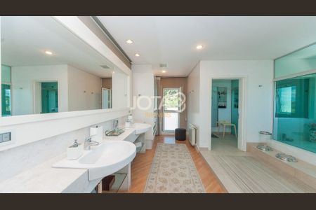 3_photo/94dce141a9.99f0bcddda79e2e7-ATLAS-0f0d9e76-4b69-4d31-bed4-69a889377921.jpg de casa para alugar com 0 quarto, 793m² em Vista Alegre, Curitiba