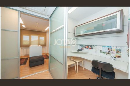27_photo/94dce141a9.99f0bcddda79e2e7-ATLAS-58a090f7-34a2-429b-8a05-4621d8146d69.jpg de casa para alugar com 0 quarto, 793m² em Vista Alegre, Curitiba