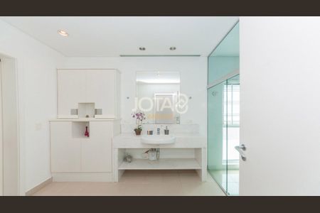 22_photo/94dce141a9.99f0bcddda79e2e7-ATLAS-b5ee3c60-f673-4ce2-950b-8e3b2c349658.jpg de casa para alugar com 0 quarto, 793m² em Vista Alegre, Curitiba