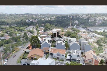 5_photo/94dce14335.f71c3ffd0dd0231d-ATLAS-3674eedf-a623-408d-9917-2c8dd258a2cc.jpg de casa à venda com 3 quartos, 138m² em Vista Alegre, Curitiba