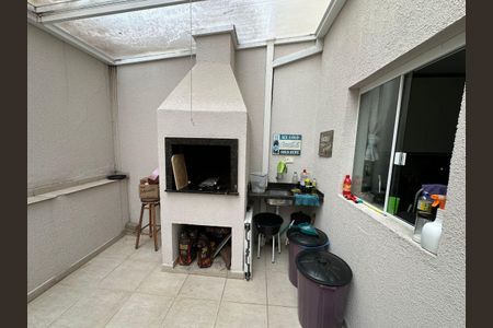 11_photo/94dce14371.98b2df3b8d936f6f-ATLAS-aeefef1c-c261-48e8-90a4-e1c7632afdc5.jpg de casa à venda com 4 quartos, 180m² em Vista Alegre, Curitiba