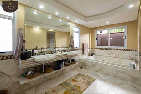 21_photo/94dce1441d.d41ccc6539b5b4b0-ATLAS-0903069e-72a7-4f66-b6a3-c45eb5e609d6.jpg de casa para alugar com 4 quartos, 448m² em Vista Alegre, Curitiba