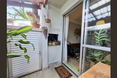 12_photo/94dce1456f.f9fd596f8c1c84e9-ATLAS-793c6002-36c2-424c-b3bf-7baae2c76ebc.jpg de apartamento à venda com 2 quartos, 74m² em Vista Alegre, Curitiba