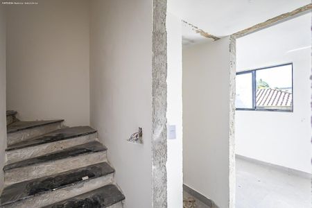 39_photo/94dce1487d.db829c6054abc860-ATLAS-ecf70118-7a5b-4460-9e2e-8de8c96ecc6f.jpg de casa à venda com 3 quartos, 229m² em Pilarzinho, Curitiba