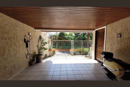 4_photo/94dce148fd.1d0d827e26d2d819-ATLAS-66669e87-c524-43ec-acf0-5e5570fa8e9f.jpg de casa à venda com 4 quartos, 151m² em Pilarzinho, Curitiba
