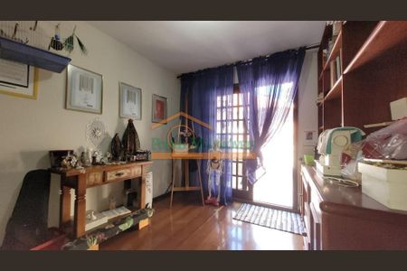 33_photo/94dce148fd.1d0d827e26d2d819-ATLAS-ebc0f099-d2ae-4db3-99bd-c507229dc827.jpg de casa à venda com 4 quartos, 151m² em Pilarzinho, Curitiba