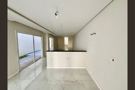 13_photo/94dce14949.565d65a6458b6ca1-ATLAS-e2c5bbbc-33c6-4833-8f77-dd69fb8ffb1c.jpg de casa à venda com 4 quartos, 180m² em Pilarzinho, Curitiba