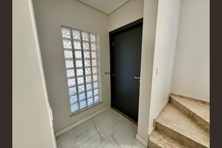 17_photo/94dce1494f.0a32700d332bd690-ATLAS-d8b60295-5552-48df-b23f-2eba06ddfff7.jpg de casa à venda com 4 quartos, 180m² em Pilarzinho, Curitiba