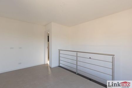 12_photo/94dce1498f.732b7fd8aaa5f07d-ATLAS-0399e00c-2242-41b6-bc77-3d017cca29d4.jpg de casa à venda com 3 quartos, 137m² em Pilarzinho, Curitiba