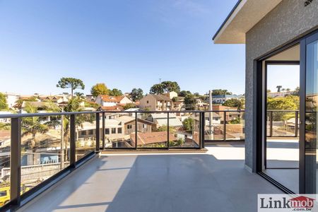 11_photo/94dce1498f.732b7fd8aaa5f07d-ATLAS-ae500e51-ab63-4cd3-8590-7daed5fdd2c3.jpg de casa à venda com 3 quartos, 137m² em Pilarzinho, Curitiba