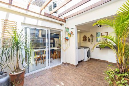 8_photo/94dce149dd.72f38772c60cc7a0-ATLAS-3e230b10-6308-485d-a0cf-2bbfcb1ff3d4.jpg de casa à venda com 3 quartos, 150m² em Pilarzinho, Curitiba