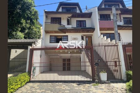 8_photo/94dce14b4f.d178c74dd5507b20-ATLAS-efe61d45-d6db-4569-b611-76d7d2ee5ae3.jpg de casa à venda com 3 quartos, 184m² em Pilarzinho, Curitiba