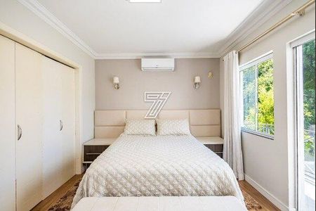 39_photo/94dce14b89.09000a4fa51e2841-ATLAS-abb782c8-00f4-4fc5-9851-e3301ff3fd5f.jpg de casa à venda com 4 quartos, 275m² em Vista Alegre, Curitiba