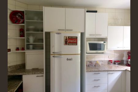 31_photo/94dce14c8f.958ab4e2955fd321-ATLAS-c1cad9c7-e621-4ff2-8086-2e5a1f2cdc58.jpg de casa à venda com 0 quarto, 382m² em Vista Alegre, Curitiba