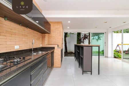 24_photo/94dce14c91.2a17df7df6ae08cb-ATLAS-768d958d-2f2c-4fc8-92ab-90d2067b74b1.jpg de casa à venda com 5 quartos, 277m² em Vista Alegre, Curitiba