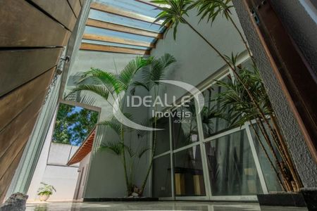 11_photo/94dce14cff.d1325d9d06f328eb-ATLAS-6fc341b0-7c0f-4752-b440-78a3d6910eae.jpg de casa à venda com 5 quartos, 680m² em Vista Alegre, Curitiba