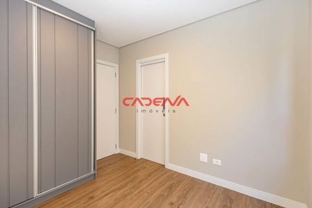 4_photo/94dce14d15.98319c766f537efd-ATLAS-2fc21950-7158-4d9a-8f1b-386dc044ebcb.jpg de casa para alugar com 4 quartos, 246m² em Vista Alegre, Curitiba