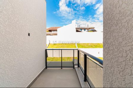 6_photo/94dce14d19.1bb529b01f5e602e-ATLAS-3ba3dfd4-1909-451f-a1b0-a954c7b477b0.jpg de casa à venda com 4 quartos, 245m² em Vista Alegre, Curitiba