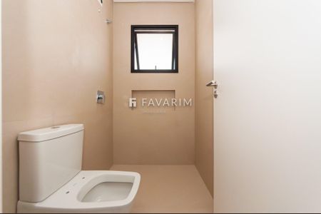 7_photo/94dce14d19.1bb529b01f5e602e-ATLAS-3bac05de-584b-4227-9cb2-0b02f6a3bcc1.jpg de casa à venda com 4 quartos, 245m² em Vista Alegre, Curitiba