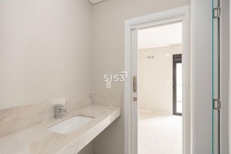 10_photo/94dce14d19.1bb529b01f5e602e-ATLAS-3d668510-e8ba-460b-a23c-7d2ab2bbcf12.jpg de casa à venda com 4 quartos, 246m² em Vista Alegre, Curitiba