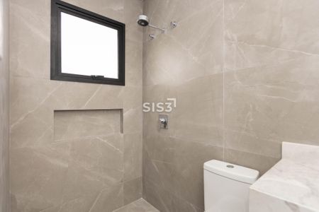 12_photo/94dce14d19.1bb529b01f5e602e-ATLAS-ccbdf3f5-aac4-495e-b995-789943b33a3d.jpg de casa à venda com 4 quartos, 246m² em Vista Alegre, Curitiba