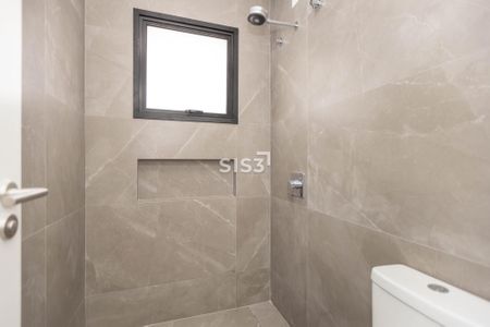 8_photo/94dce14d19.1bb529b01f5e602e-ATLAS-d5c8d5d0-9cdb-4479-bbe3-9c5bf4f0a781.jpg de casa à venda com 4 quartos, 246m² em Vista Alegre, Curitiba