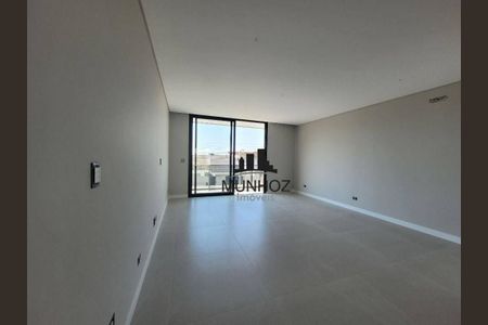 2_photo/94dce14d19.b538591a28bdcc2f-ATLAS-0ab7e8d2-a10b-42ac-81a8-92b74f971a10.jpg de casa à venda com 4 quartos, 247m² em Vista Alegre, Curitiba