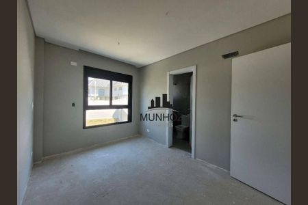 12_photo/94dce14d19.b538591a28bdcc2f-ATLAS-2e336e05-d92c-43c4-a39c-cc637c6d19a9.jpg de casa à venda com 4 quartos, 247m² em Vista Alegre, Curitiba