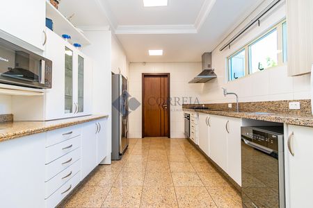 11_photo/94dce14d27.ab9d896be0e39e09-ATLAS-61720ccf-79d7-48aa-9e6d-43bbe5c2b59c.jpg de casa à venda com 5 quartos, 612m² em Vista Alegre, Curitiba