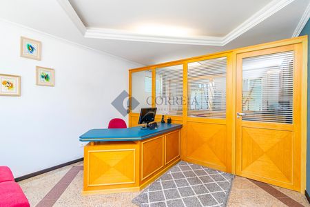 37_photo/94dce14d27.ab9d896be0e39e09-ATLAS-84cbcdab-444a-4a8a-8bea-03d8259472e6.jpg de casa à venda com 5 quartos, 612m² em Vista Alegre, Curitiba