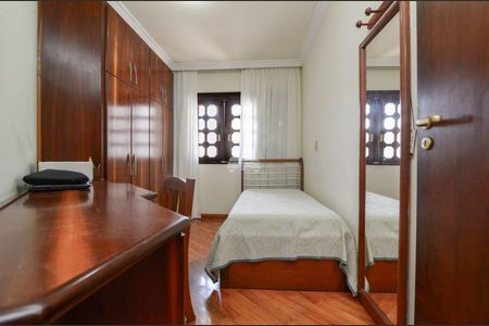 17_photo/94dce14d61.b9011c6352d0a570-ATLAS-dc190253-96af-43d3-877b-e0007943247e.jpg de casa à venda com 4 quartos, 400m² em Vista Alegre, Curitiba