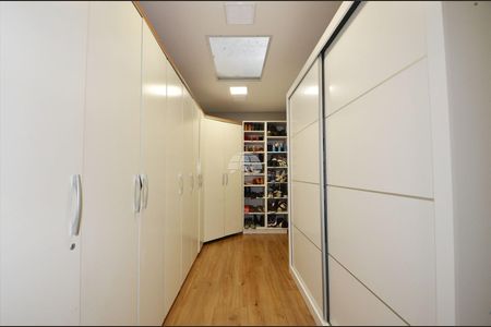 11_photo/94dce14e17.1d0d827e26d2d819-ATLAS-b014f1fe-52ee-42b3-a980-b89b65dbe9b5.jpg de casa à venda com 3 quartos, 204m² em Vista Alegre, Curitiba