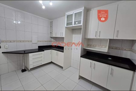 6_photo/94dce14f0d.873c8b8e47666640-ATLAS-a08ac504-173b-4f94-a52b-eaf8d0a22922.jpg de casa para alugar com 3 quartos, 147m² em Vista Alegre, Curitiba