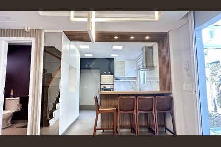 3_photo/94dce14f13.1463d70521bc8e9f-ATLAS-df83e26d-a281-4f8f-b52c-72e7f6d1d1a6.jpg de casa à venda com 4 quartos, 155m² em Vista Alegre, Curitiba