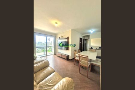 4_photo/94dce14f8b.7d44486df2fbe63f-ATLAS-0a06eb1b-3d0a-4c6f-939c-688bdcc3762c.jpg de apartamento à venda com 3 quartos, 73m² em Vista Alegre, Curitiba