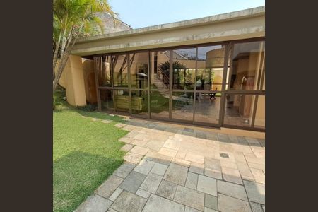 4_photo/94dce14ff3.5a85c5bdfef41cf9-ATLAS-1d29e9eb-0208-4010-b604-7955fd7aa071.jpg de casa à venda com 0 quarto, 490m² em Vista Alegre, Curitiba