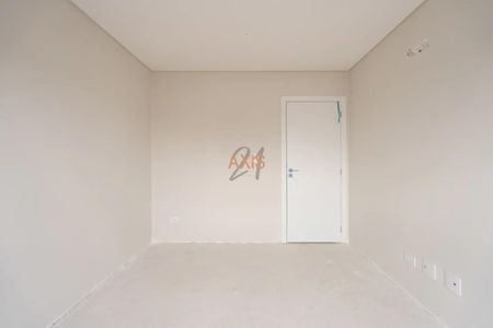 3_photo/94dce1501b.7b14635dc7f45449-ATLAS-10dd9a32-bb29-40b0-b042-7b6194eb4c7e.jpg de casa à venda com 3 quartos, 183m² em Vista Alegre, Curitiba