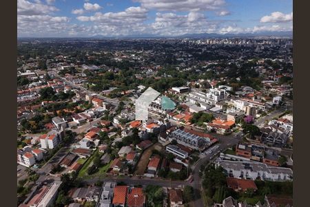 12_photo/94dce1501b.7b14635dc7f45449-ATLAS-58f54afc-93a7-46ea-a8e2-993b0e701fc3.jpg de casa de condomínio à venda com 0 quarto, 183m² em Vista Alegre, Curitiba