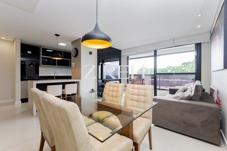 6_photo/94dce1504b.abf2d4b6fb2e478d-ATLAS-7c14c8a8-ee71-4eae-8ae7-9e4a1db66923.jpg de apartamento à venda com 2 quartos, 96m² em Vista Alegre, Curitiba