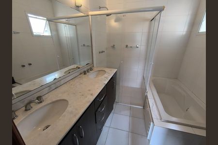 29_photo/94dce1504b.b4b4d1929bf3077c-ATLAS-2e50dc56-3d01-4efd-9f9c-895fb42a1e5f.jpg de casa para alugar com 3 quartos, 126m² em Vista Alegre, Curitiba