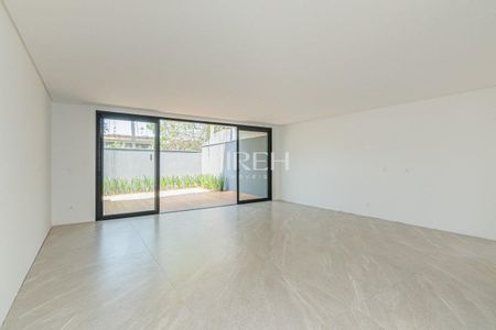 3_photo/94dce1507d.ac42a7c2863a2a19-ATLAS-9d69fb4c-d309-4107-8d04-1e1a351e0fe8.jpg de casa à venda com 3 quartos, 170m² em Vista Alegre, Curitiba