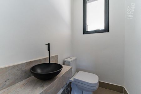 7_photo/94dce1507d.c6b8d8ccc2555c1d-ATLAS-c0f2cda0-b0d1-4bc2-918e-d1c336fb6c65.jpg de casa à venda com 3 quartos, 181m² em Vista Alegre, Curitiba