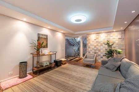 7_photo/94dce15155.8d1d596cf1356774-ATLAS-1f818fa3-9a1d-4946-aa77-ab3dbd3f42de.jpg de casa à venda com 0 quarto, 566m² em Vista Alegre, Curitiba