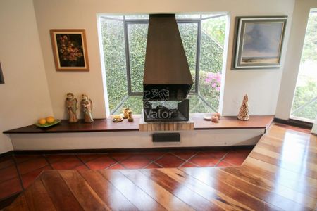 27_photo/94dce15175.9c5959cca0926d06-ATLAS-e41fe9d5-a515-41ad-8b8c-1edd4301bff2.jpg de casa à venda com 4 quartos, 303m² em Vista Alegre, Curitiba