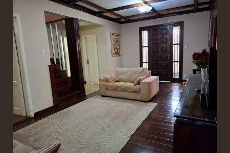 9_photo/94dce151bf.9c27ff06134c7db2-ATLAS-3ebea29f-ed5a-4b2c-afd9-072141483ebb.jpg de casa à venda com 4 quartos, 300m² em Vista Alegre, Curitiba